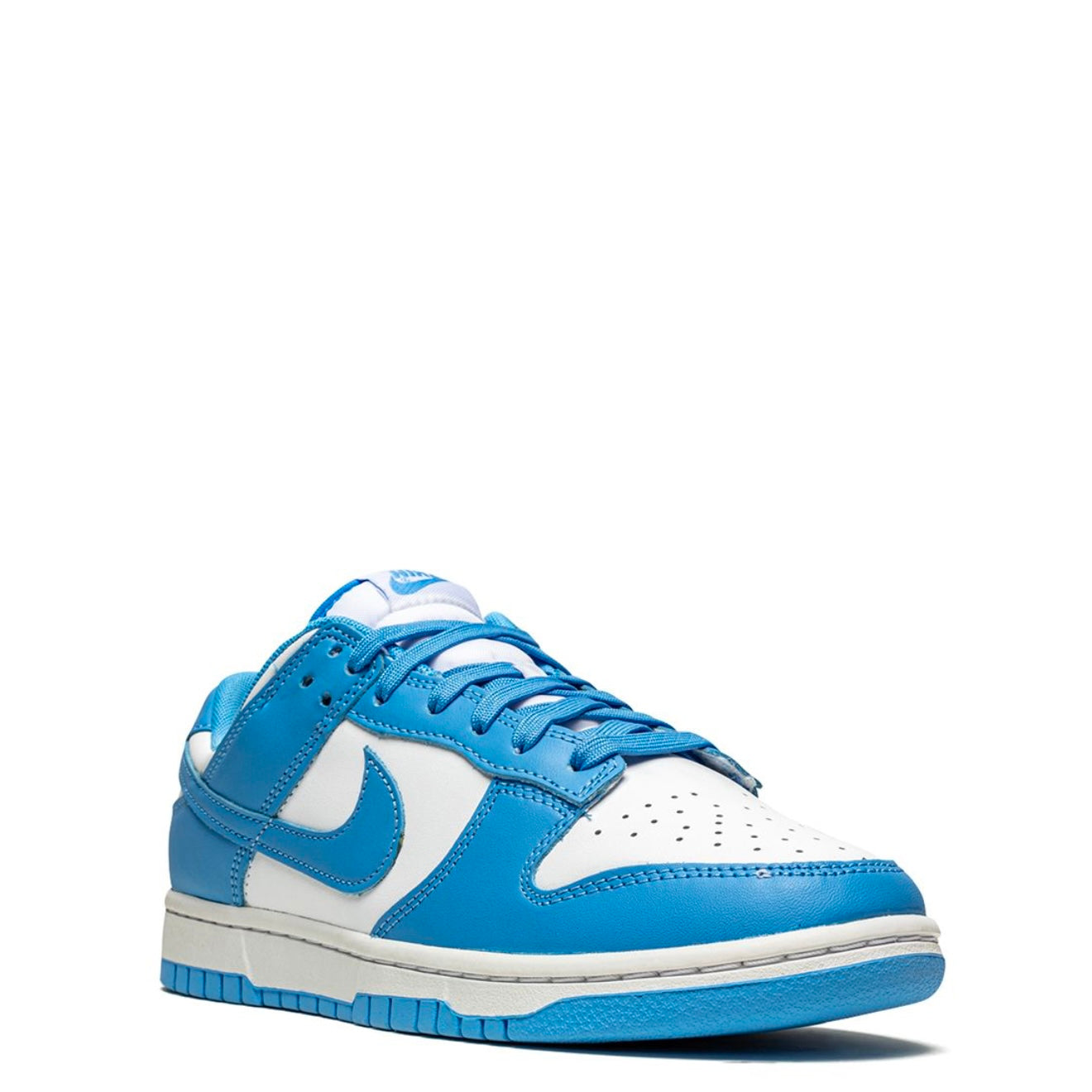 Nike Dunk Low UNC (2021)