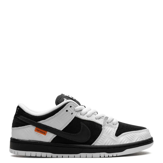 Nike SB Dunk Low Tightbooth