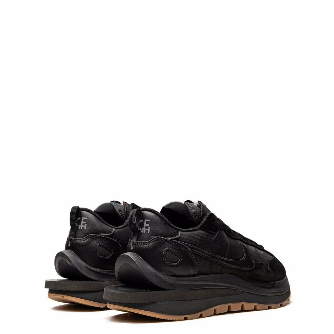 Nike Vaporwaffle Sacai Black Gum